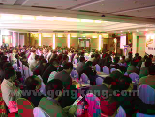 onclick="javascript:window.open(this.src);"